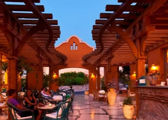Charmillion Gardens Aquapark Resort