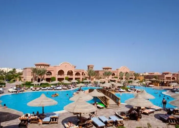 Charmillion Gardens Aquapark אתר נופש 5*