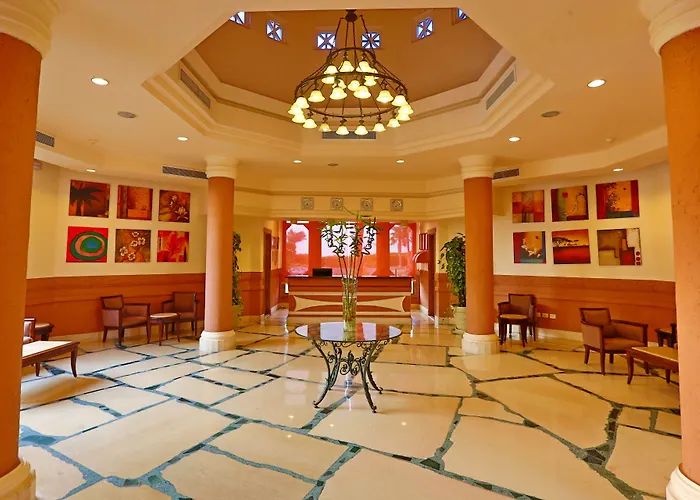 Charmillion Gardens Aquapark Resort 5*