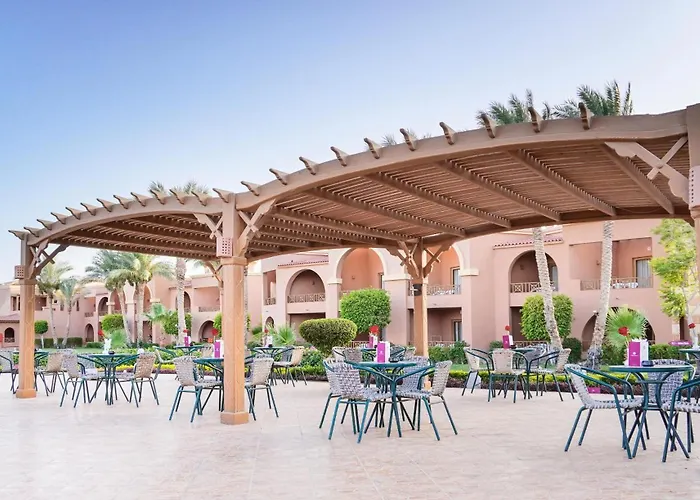 Charmillion Gardens Aquapark 5*