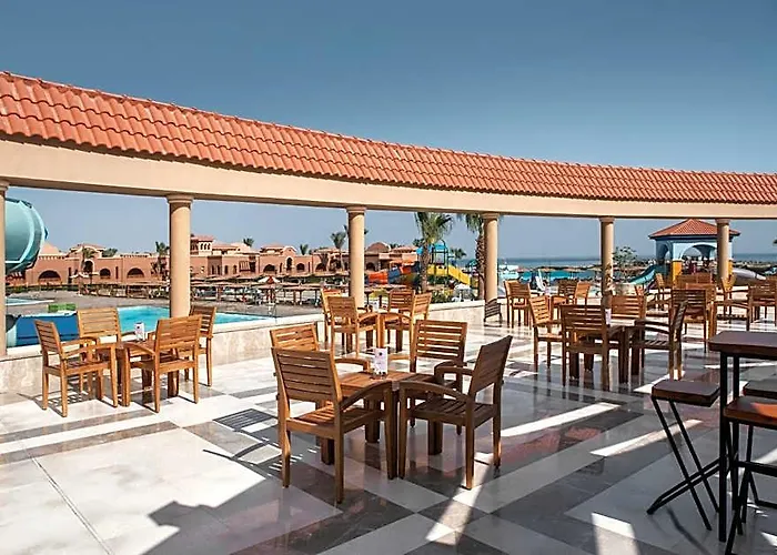 Charmillion Gardens Aquapark 5*